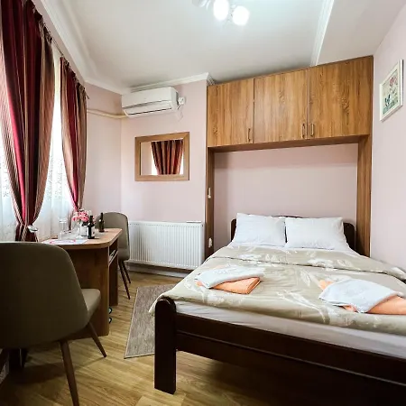 Migro Lux Sobe * Arilje