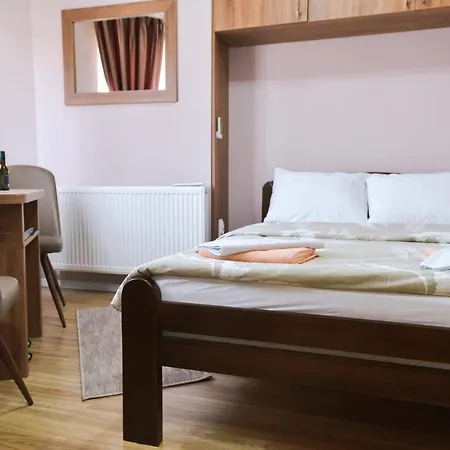 아파트 Migro Lux Sobe *