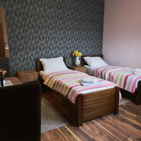 Migro Lux Sobe * Arilje