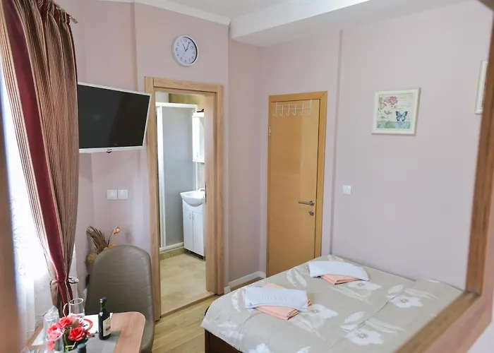 Migro Lux Sobe * Arilje